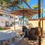 Blife Sun & Hostel *