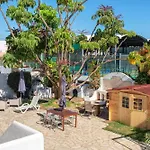 Blife Sun & Hostel Φάρο