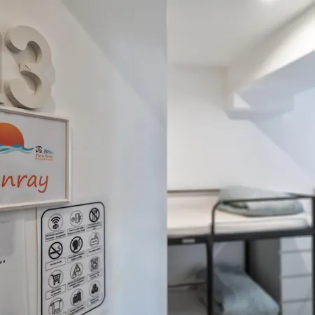 Hostal Blife Sun & *