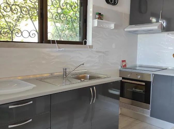 Blife Sun & Auberge de jeunesse District de Faro