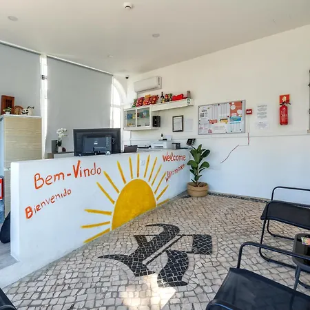 Blife Sun & Hostel Faro
